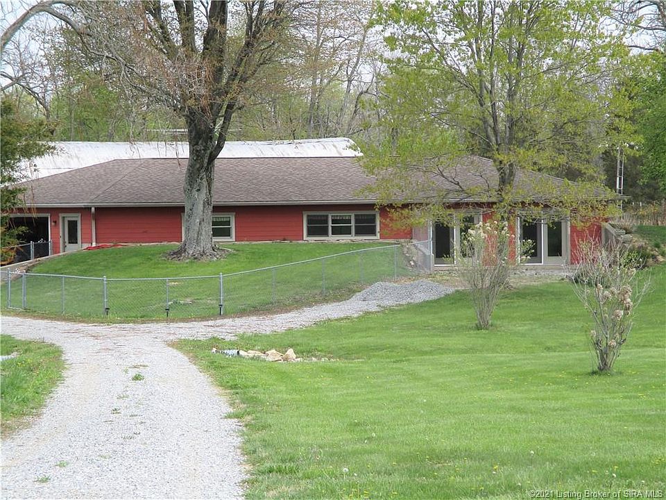 1st image of 924 W County Road 200 S