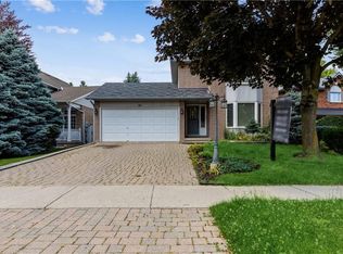 60 Kitty Murray Ln, Hamilton, ON L9K1K8