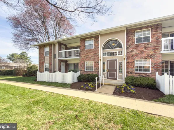 1954 Kennedy Dr APT 201, Mc Lean, VA 22102