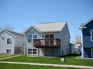 1917 57th Ave S, Fargo, ND 58104