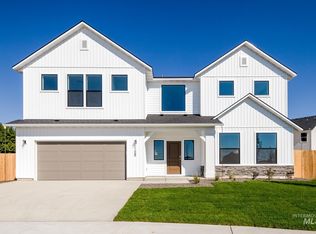 1108 Woods Bog Ct, Middleton, ID 83644