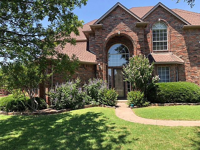 1st image of 9 Trailridge Dr