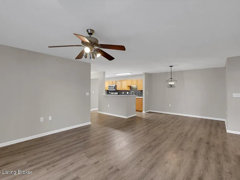 6403 Shelton Cir #102 — Photo 6
