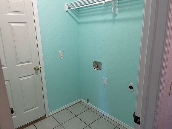 4th image of 1417 Buena Vista Cir