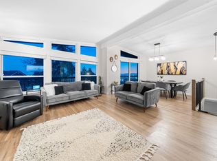 2131 Fraserview Dr, Vancouver, BC V5P 2N2