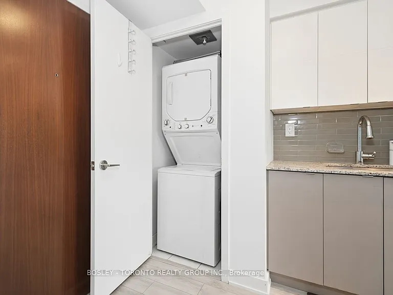 160 Flemington Rd #408 — Photo 22