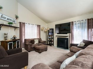 9945 E Leila Dr, Tucson, AZ 85730