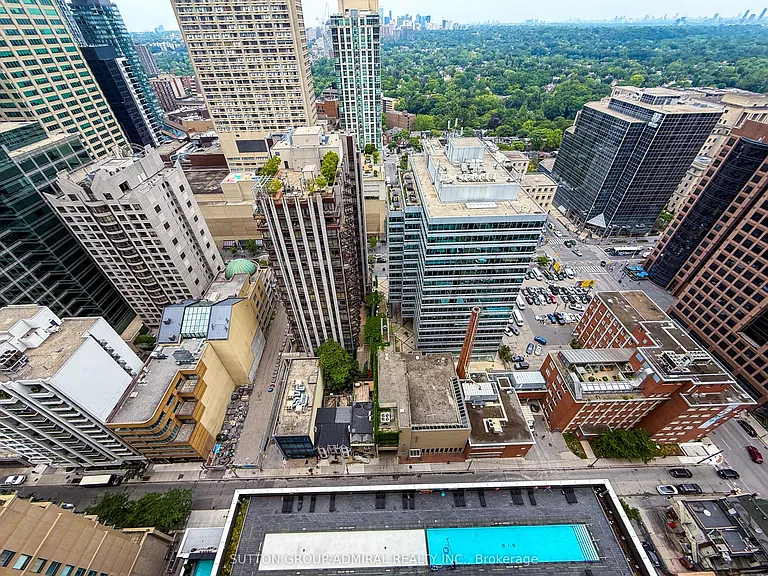 50 Charles St E #3009 — Photo 14