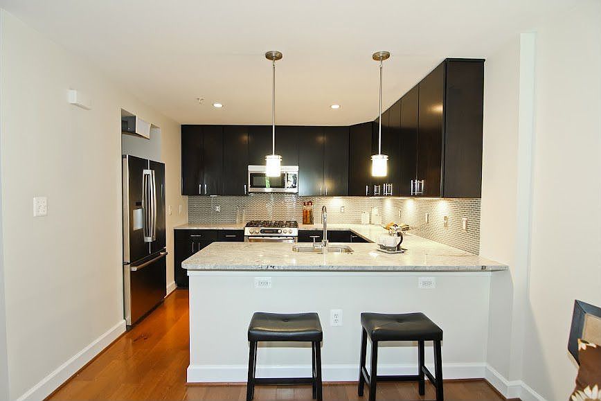Breakfast nook/Kitchen