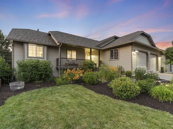20930 NE Spinnaker St, Bend, OR 97701