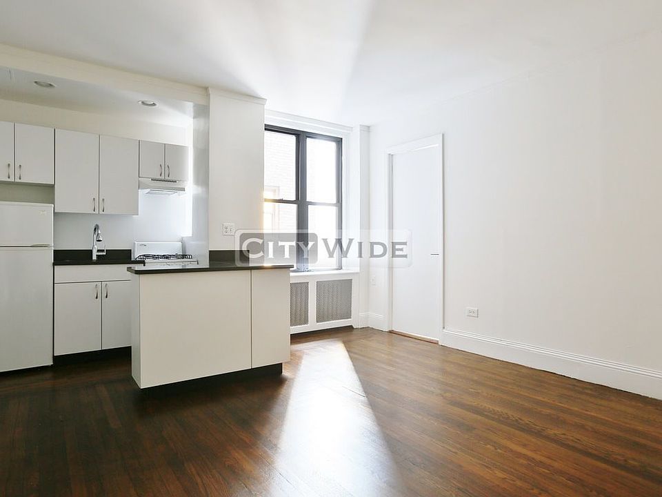 1st image of 140 E 46th St APT 2E