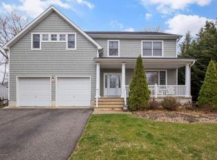 2812 Garfield St, Wall Township, NJ 07719