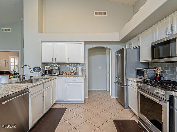 5th image of 7437 N Clemens Way