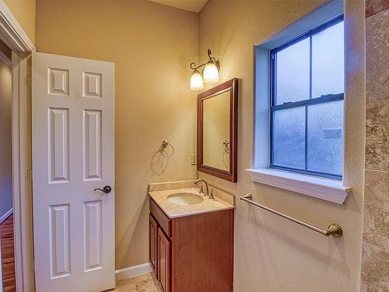 1250 Utah St — Photo 34