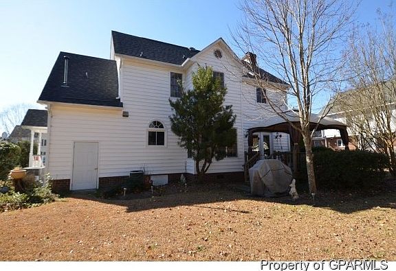 3rd image of 4403 Treetops Cir