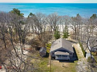 986 Fine Oaks Trl, Port Austin, MI 48467