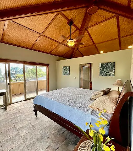 Upstairs main bedroom