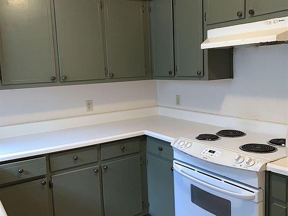 3rd image of 2881 E Johnson Ave #2881