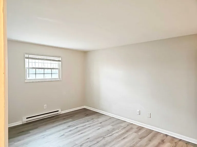Highview Apartments — Photo 27