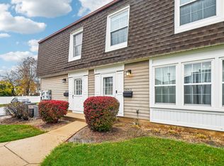 1575 Woodcutter Ln UNIT C, Wheaton, IL 60189