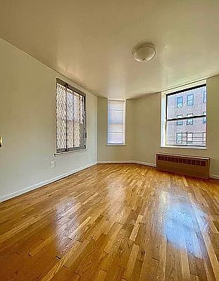 3rd image of 540 E 22nd St #4CC