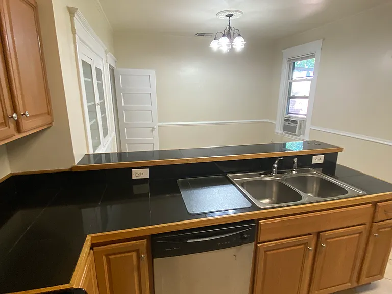 3016 Park Ave #A — Photo 4