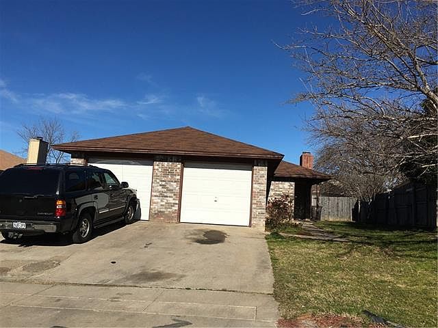 1st image of 6717 Glenbrook Ln