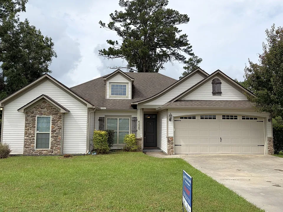 4220 Bowen Way