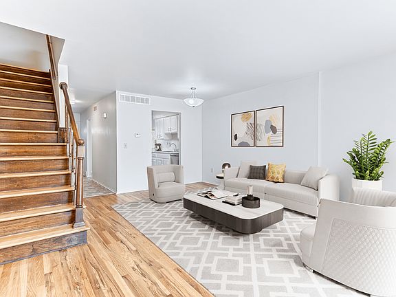 2nd image of 20810 Botsford Dr