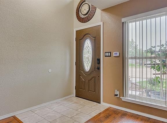 4th image of 1401 Sedalia Ct
