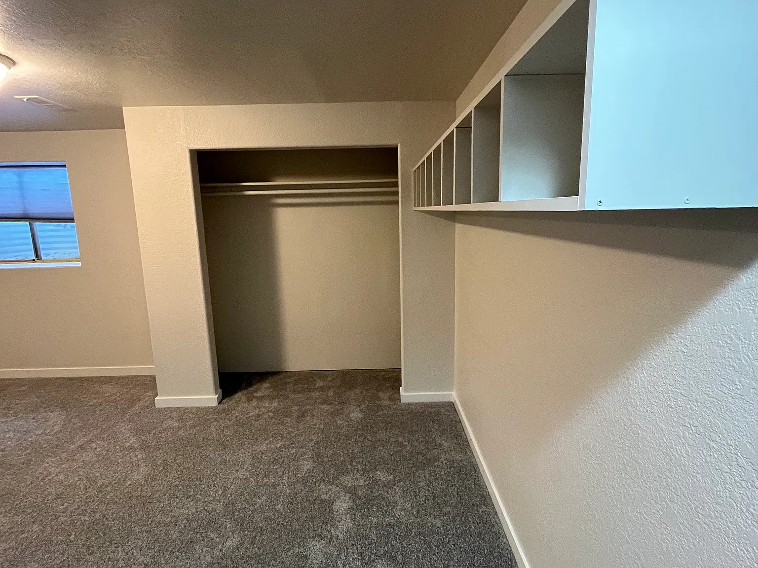 4 bed, 2250 sqft, $1,300 — Photo 4