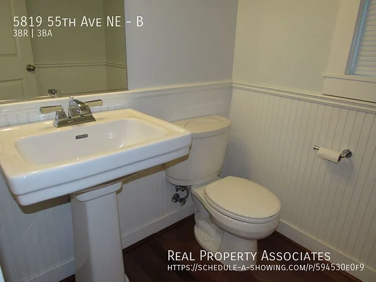5819 55th Ave NE #B — Photo 8