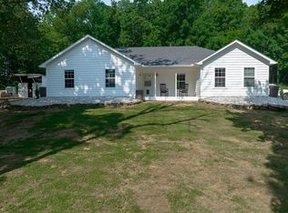 13831 Executive Rd, West Fork, AR 72774