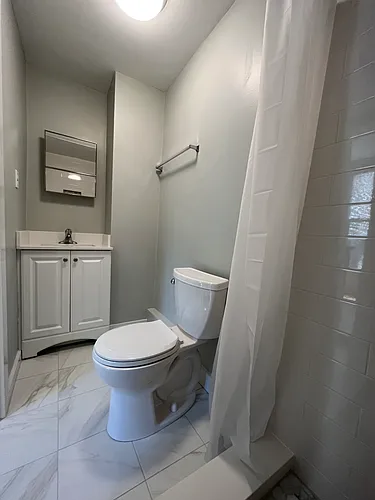 70 Pinckney St Photo 1