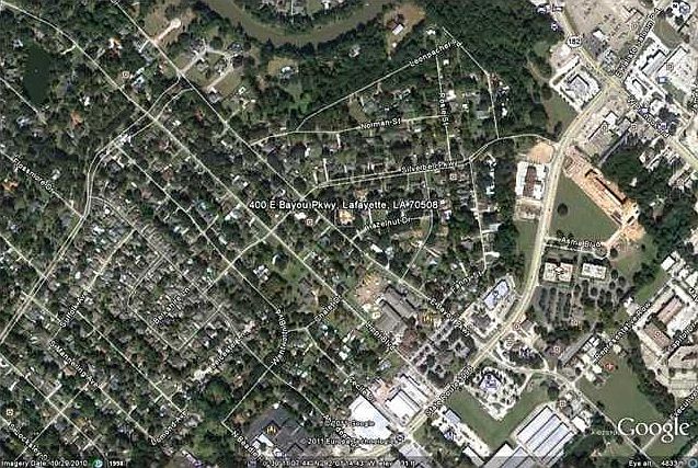 1st image of 400 E Bayou Pkwy