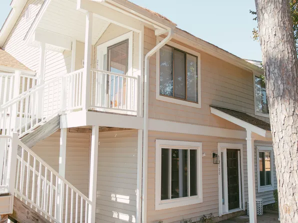 2500 Cove Point Pl, Virginia Beach, VA 23454