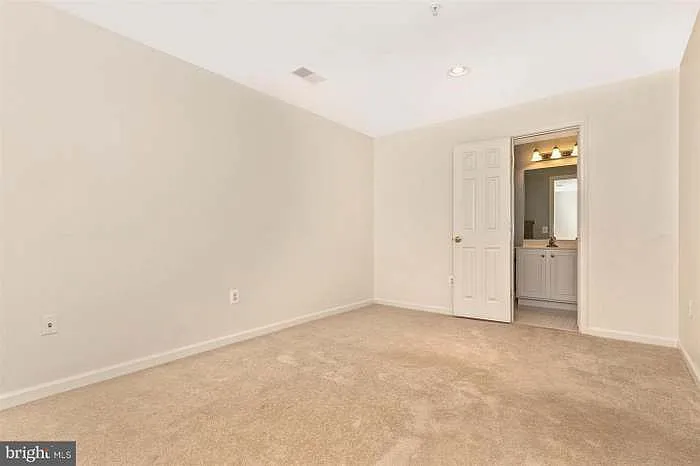 19411 Rayfield Dr — Photo 22
