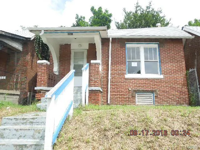 4661 Palm St photo 1