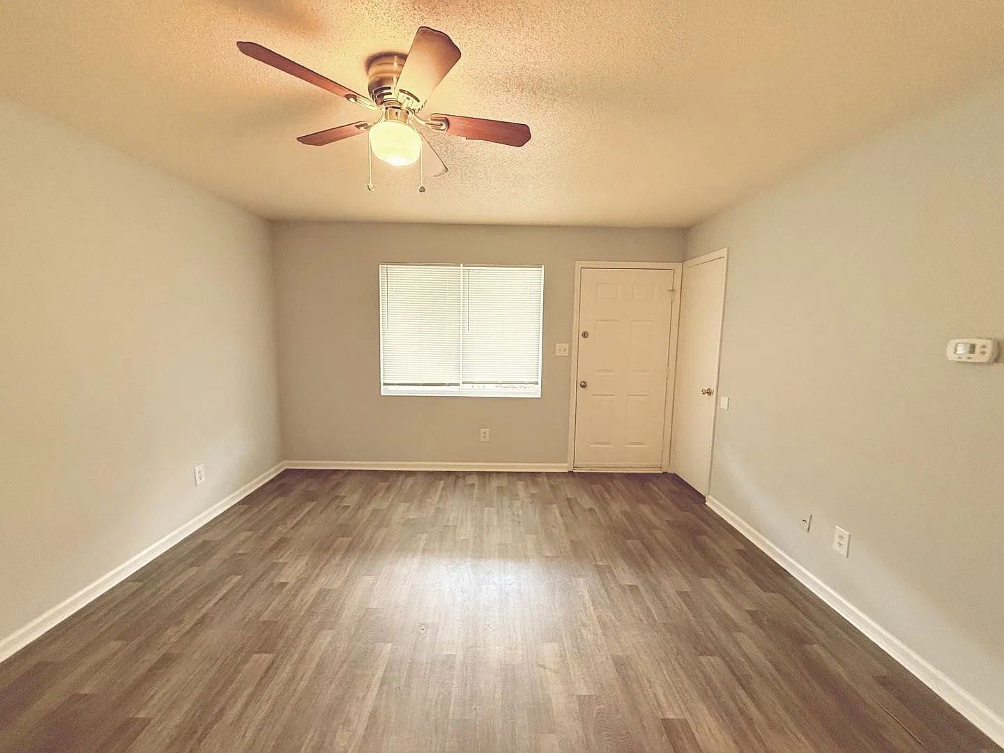 308 Reece Ave — Photo 4