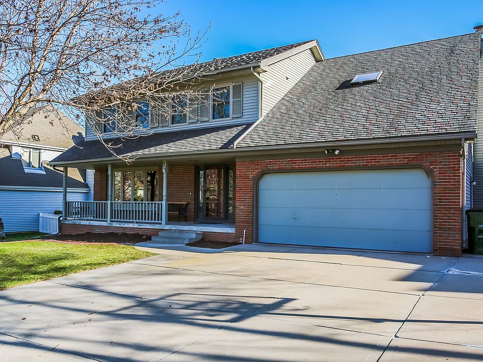 1st image of 901 Elm Hurst Dr