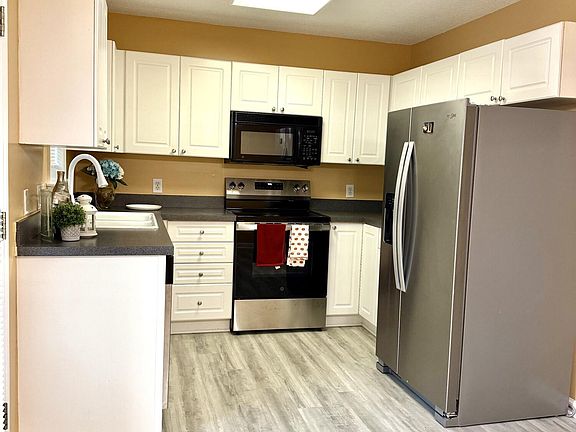 4th image of 2341 Turtle Point Dr
