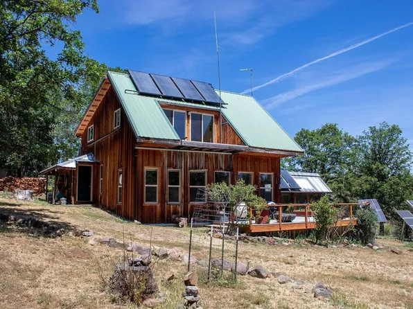 Unnamed Rd, Ashland, OR 97520