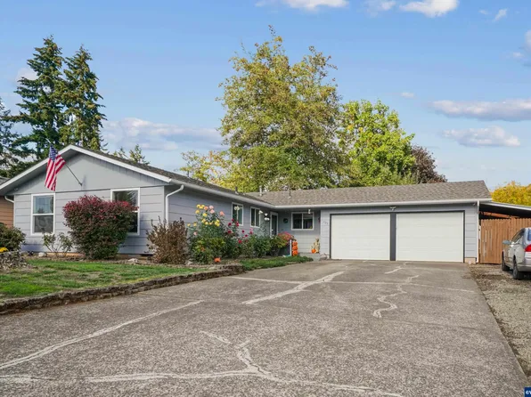 425 Innsbrook Ct SE, Salem, OR 97302