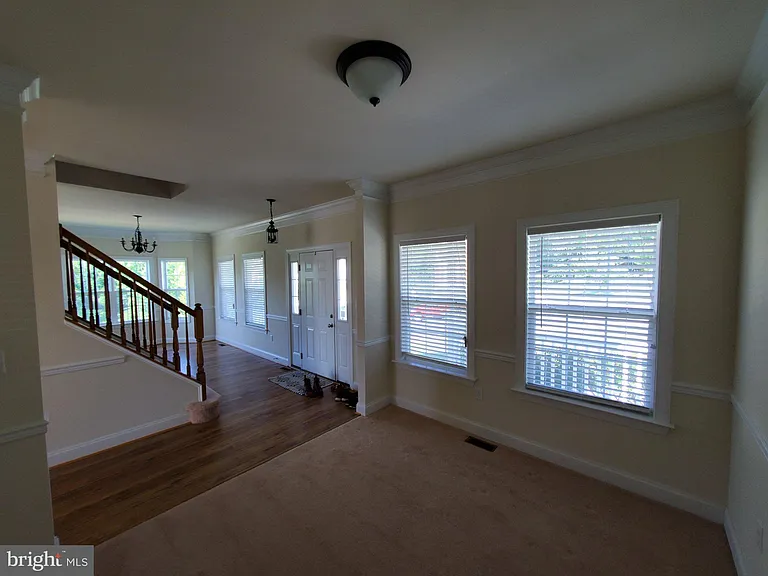 233 Kanter Dr — Photo 10