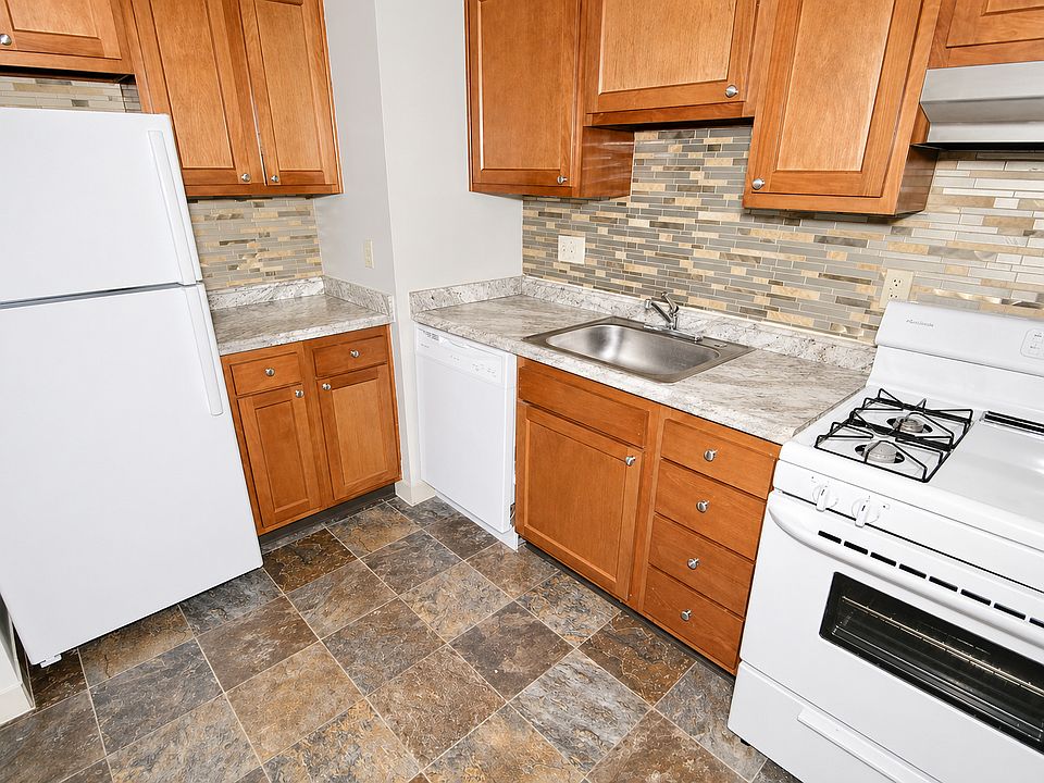 2-Bed/1-Bath (Unit H3)