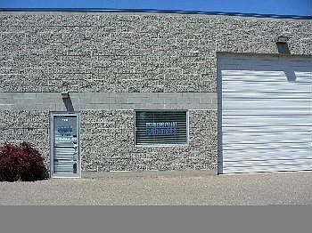 2nd image of 1825 Floral Ave