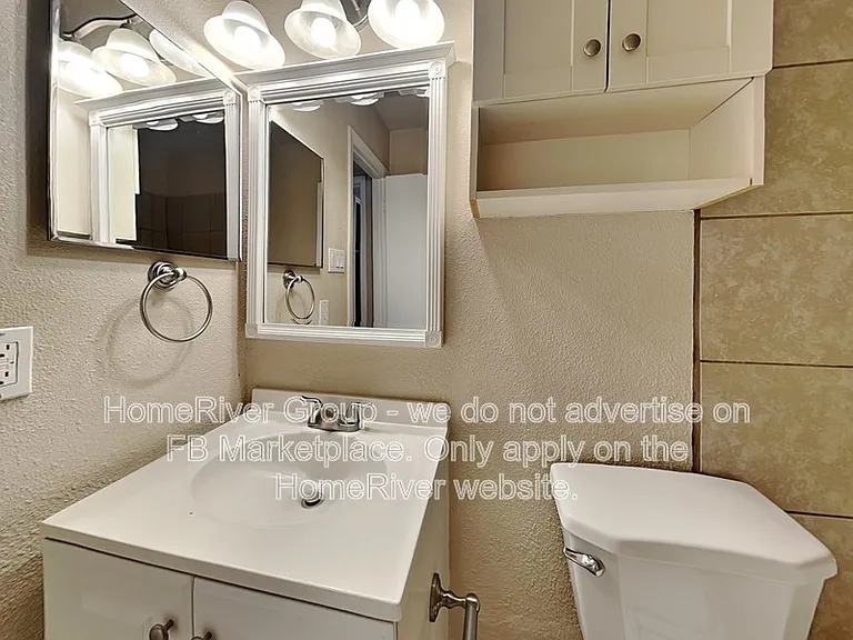 1402 Fair Oaks Blvd — Photo 17
