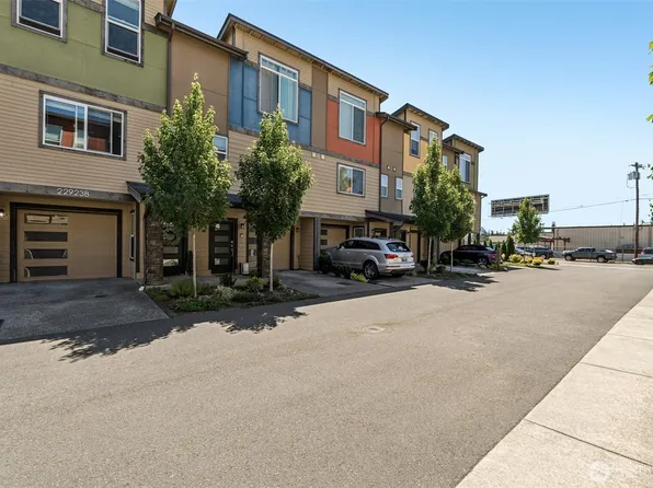 22923 79th Lane W #B, Edmonds, WA 98026