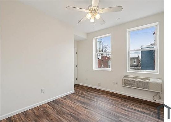 4th image of 317 N 52nd St #14