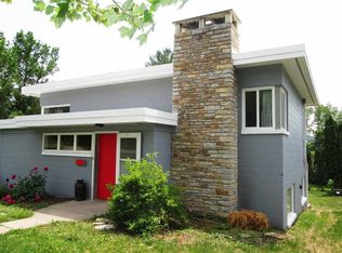 605 North St, Decorah, IA 52101